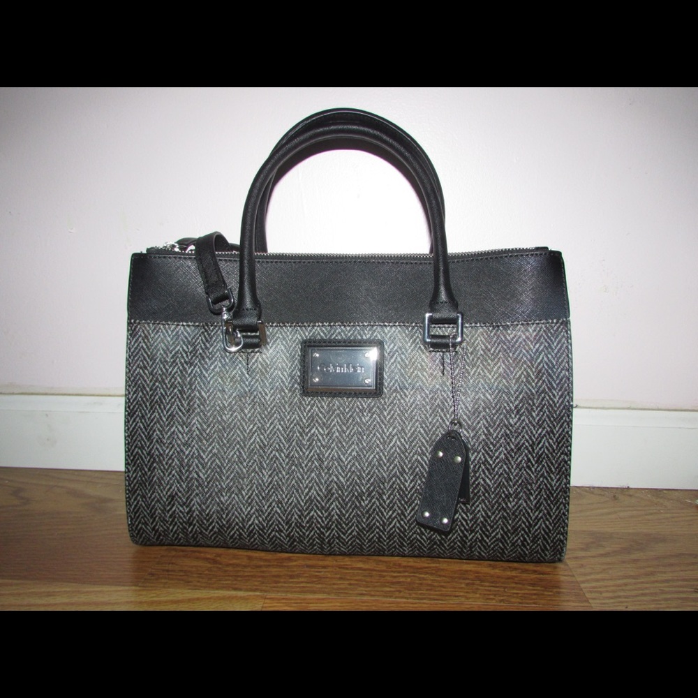 NEVER USED CALVIN KLEIN PURSE